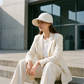 👒☀️ 50% KORTING! Alsof je een parasol opvouwt die aan je hoofd blijft plakken! UPF 50+, nekflap, en hij past in je handtas – nooit meer verbranden.